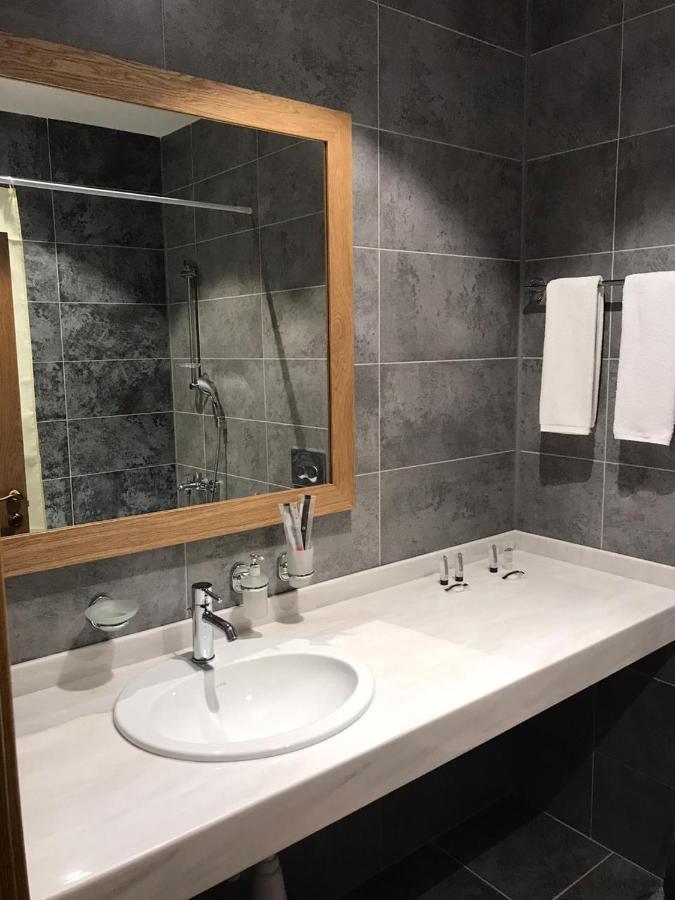 JJ Hotel Astana Eksteriør billede